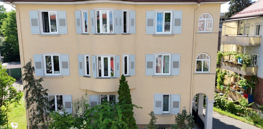 Hausfront Mehrfamilienhaus T�bingen
